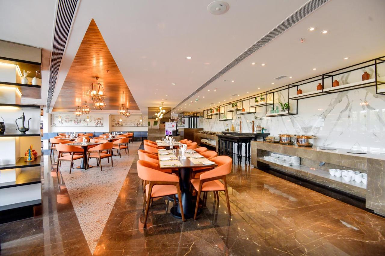 The Elite Narasapura, A Member Of Radisson Individuals Hotel Ngoại thất bức ảnh