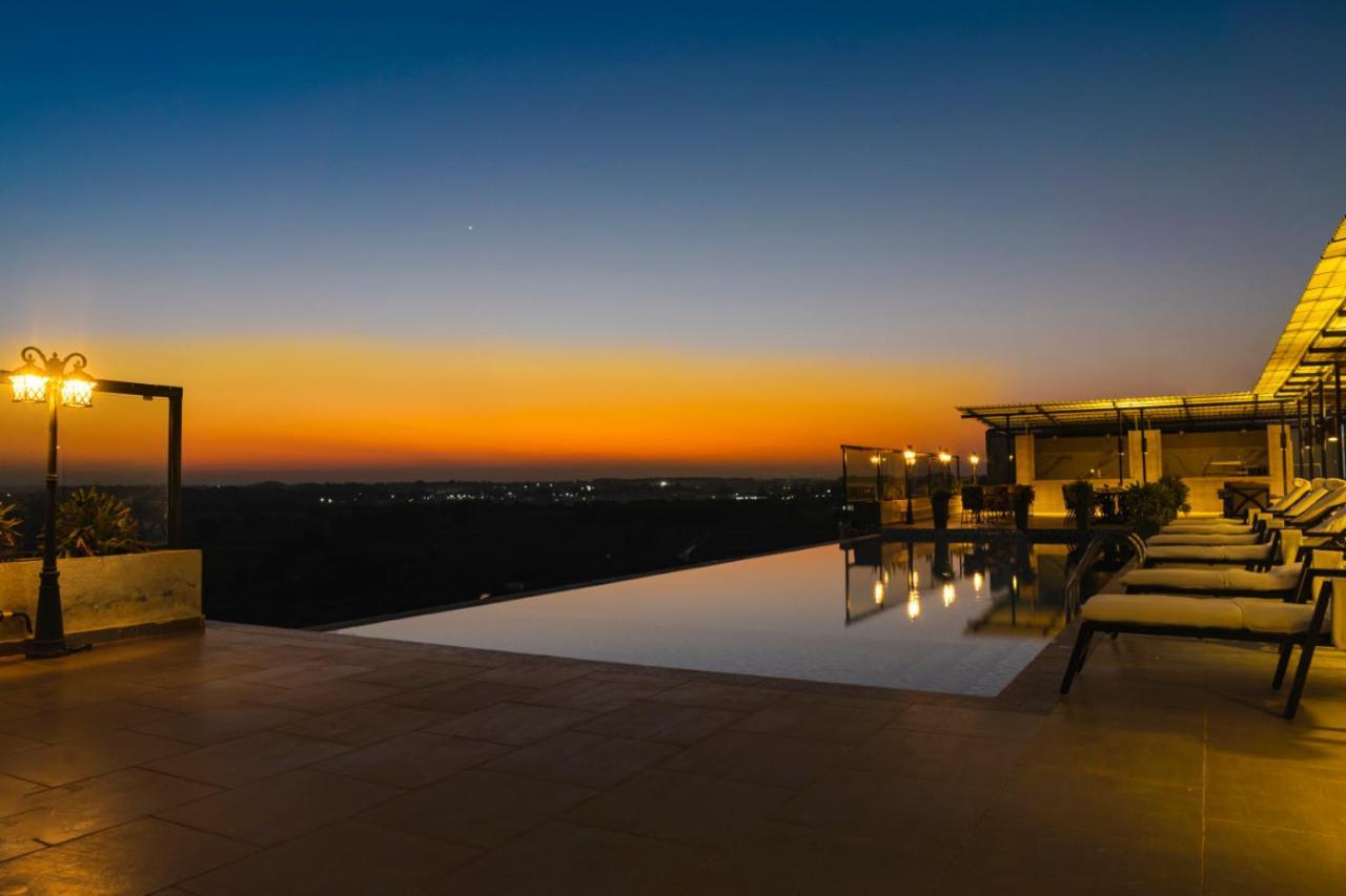 The Elite Narasapura, A Member Of Radisson Individuals Hotel Ngoại thất bức ảnh
