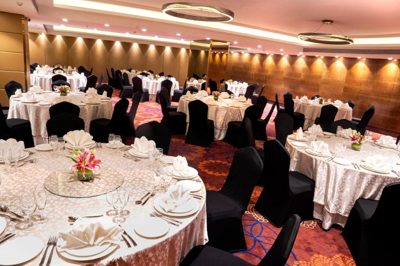 The Elite Narasapura, A Member Of Radisson Individuals Hotel Ngoại thất bức ảnh