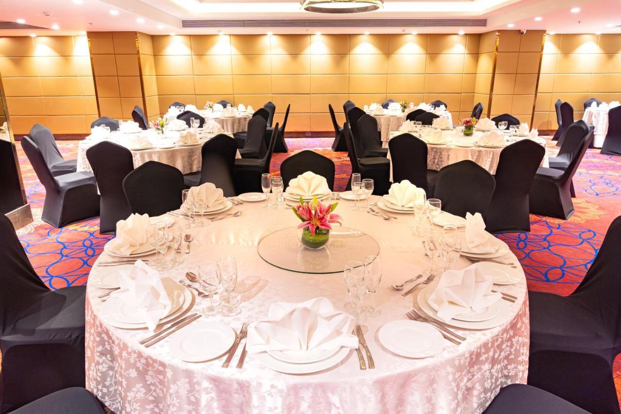 The Elite Narasapura, A Member Of Radisson Individuals Hotel Ngoại thất bức ảnh