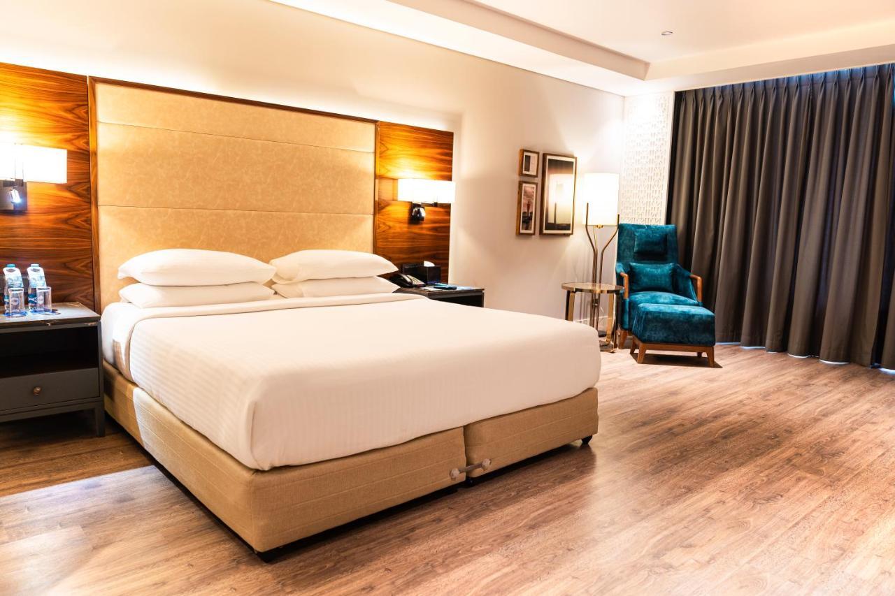 The Elite Narasapura, A Member Of Radisson Individuals Hotel Ngoại thất bức ảnh