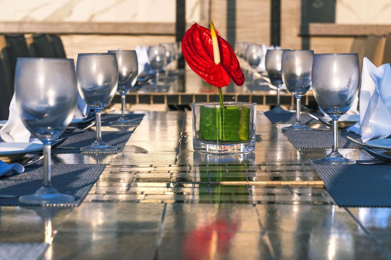 The Elite Narasapura, A Member Of Radisson Individuals Hotel Ngoại thất bức ảnh